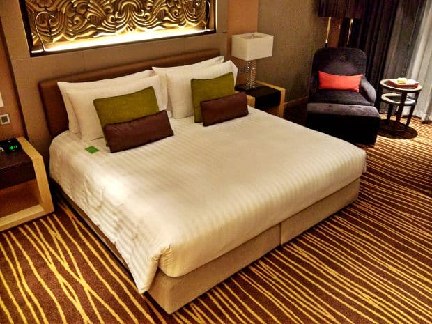 Amari Watergate Bangkok Hotel Executive Room