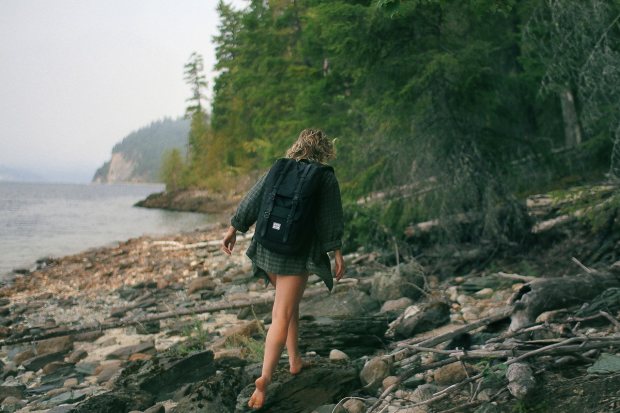 How To Create A Woman Who Goes Traveling Alone