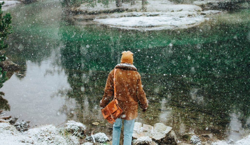 Unsure what the best travel secret santa gifts are for her? Whatever her travel style, there’s many perfect travel stocking stuffers for her in these secret santa ideas. You can WIN my favourite Secret Santa gift here! #xmasgifts #secretsanta #travel #Sweepstakes #competition #giveaway