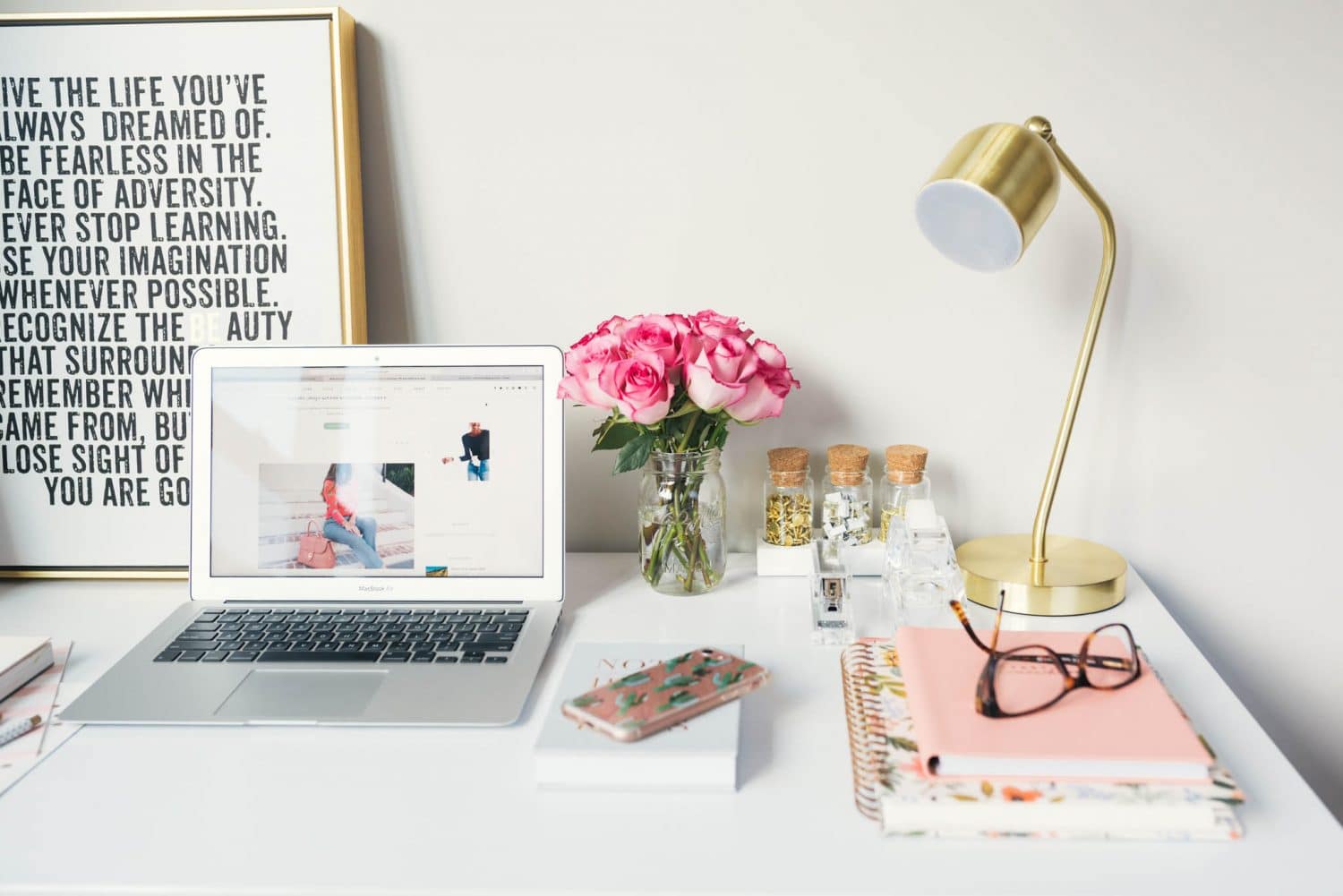 How to Start the Travel and Food Blog of your Dreams