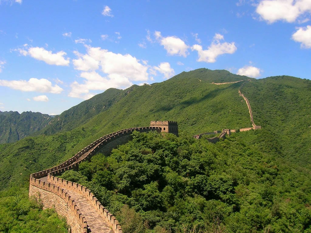 View of the Great Wall of China and the surrounding mountains
