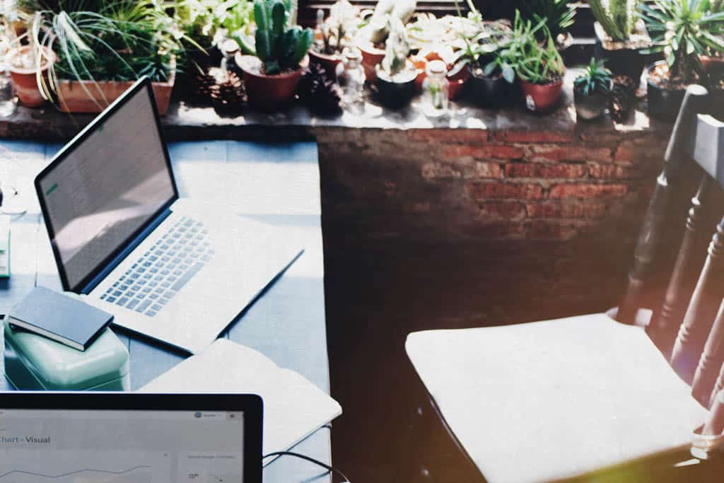Jobs you can do while traveling