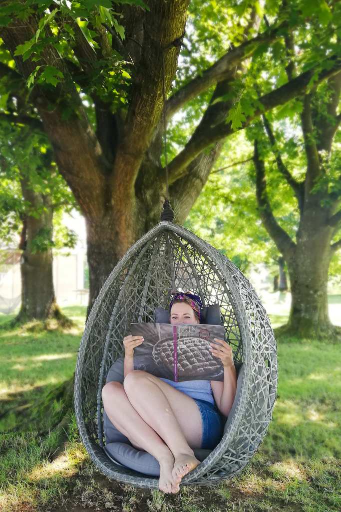 Big Berry Kolpa Resort egg swing chair
