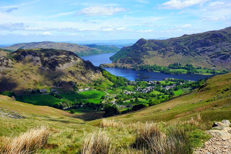 On the ascent of Helvellyn