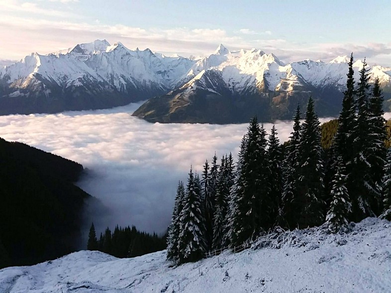 Pinzgau Hut Loop Hike in Austria