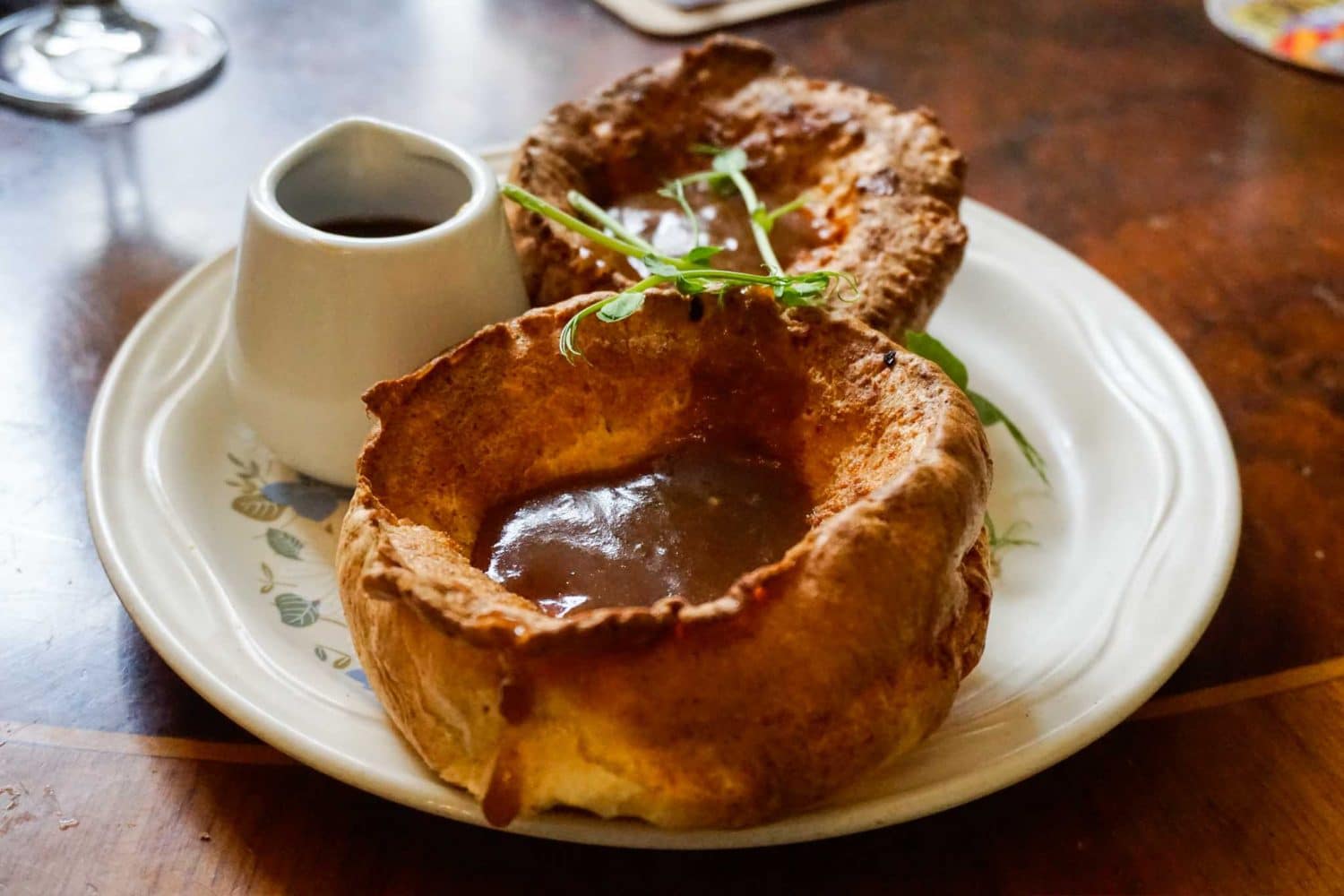 Find The Best Restaurants in Leeds City Centre & More With This Tour!
